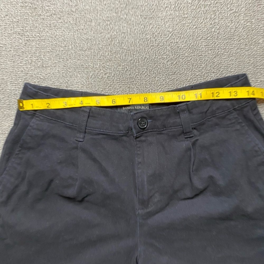 Women's Banana Republic Black Utility Shorts - Picture 3 of 6